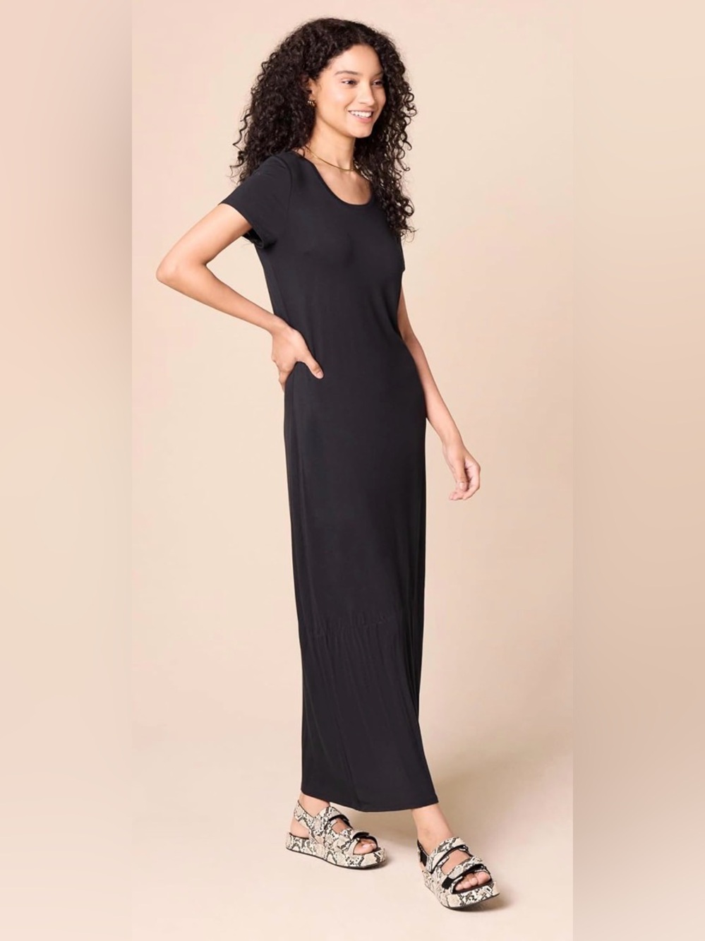 Amazon Essentials Black Short-Sleeve Maxi Dress